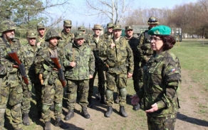 10._podekovani_pani_generalky_vojakum_az.jpg