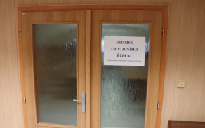 4._mistnost_pro_odvodni_komisi.jpg