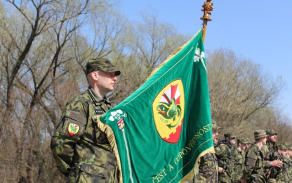 4._slavnostni_nastup_pesi_roty_az_kvv_brno.jpg