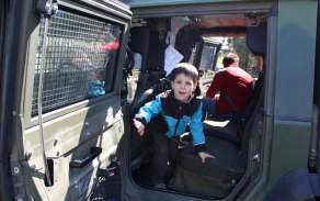 7._detsky_navstevnik_ve_vozidle_iveco.jpg